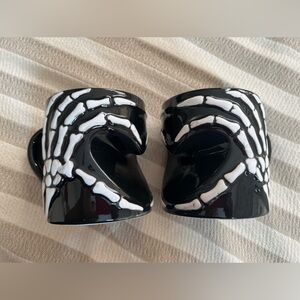 Halloween Skull heart mugs set